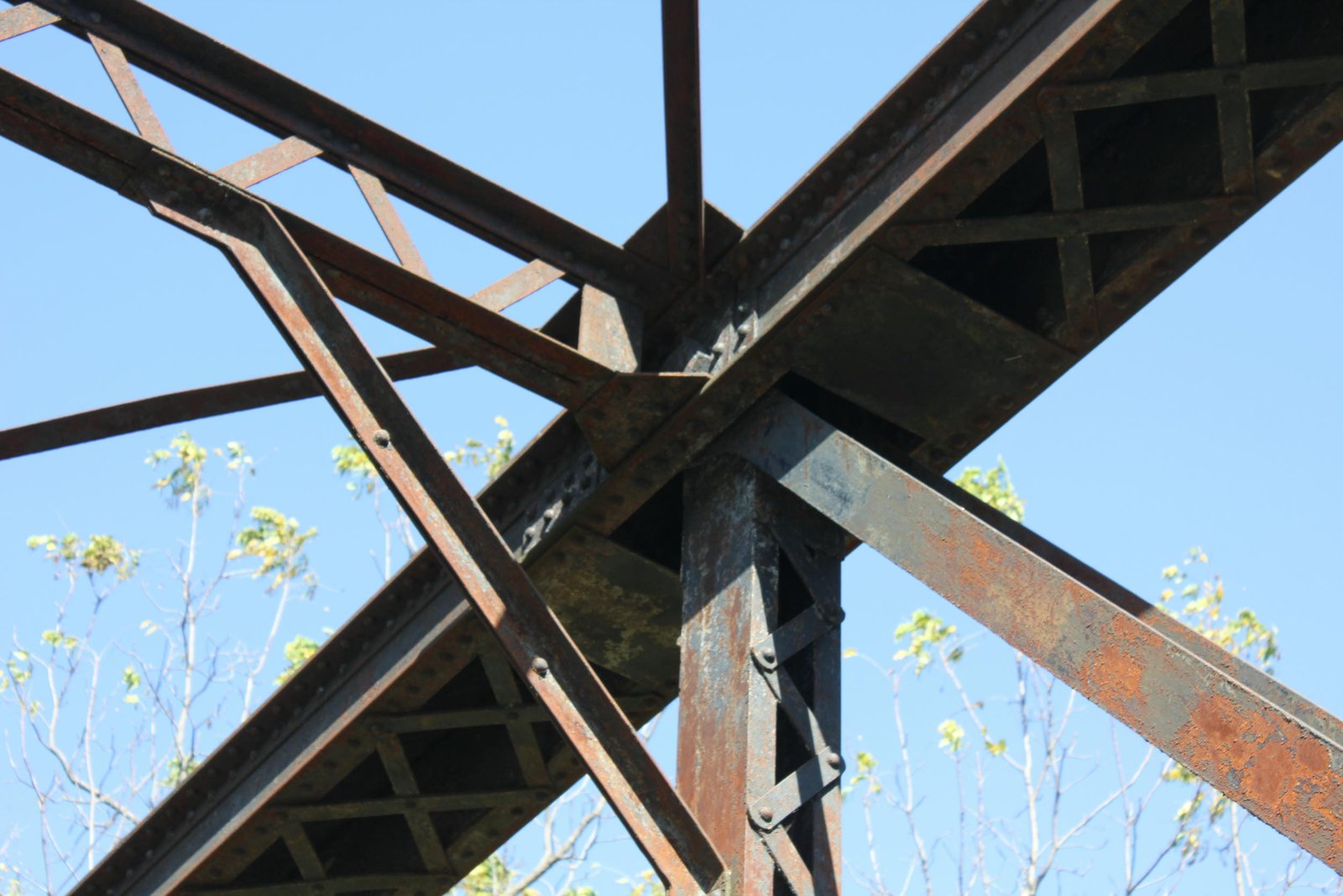 Upper connection